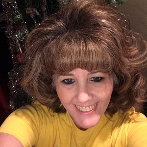 Meet your Posher, Bobbie jo